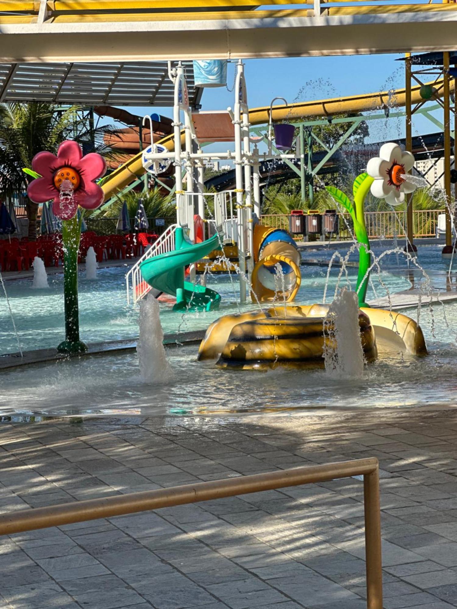 Piazza Di Roma Apartamento 915 Com Parque Aquatico Caldas Novas Dış mekan fotoğraf